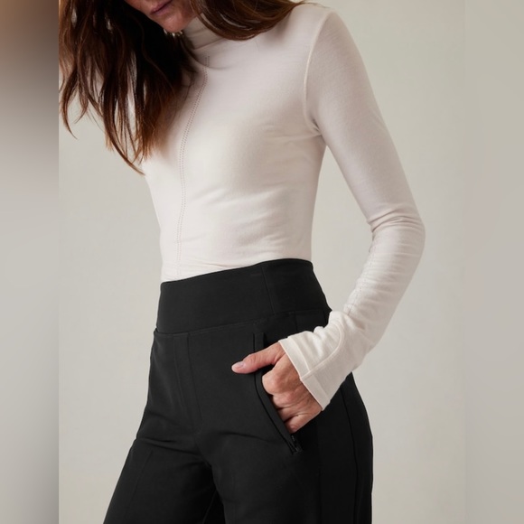 NWT-Athleta Black High Rise Endless Pant, Size 8 Petite - Picture 8 of 13